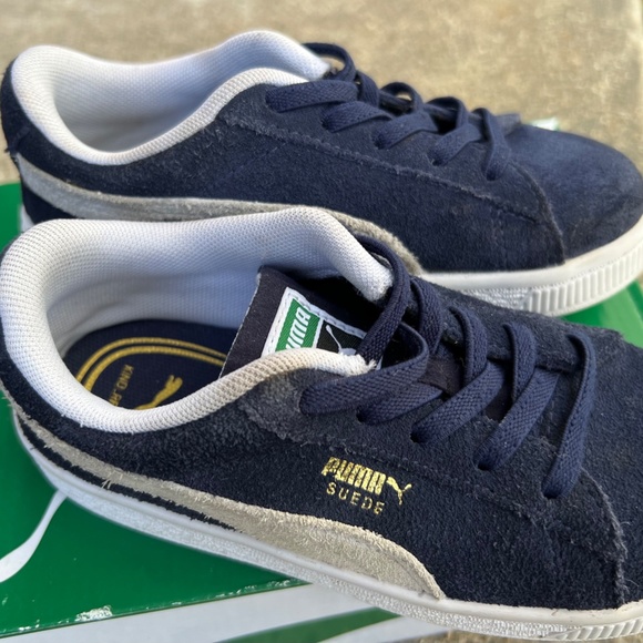 Little Puma sneakers, blue suede size 10 - Picture 8 of 12